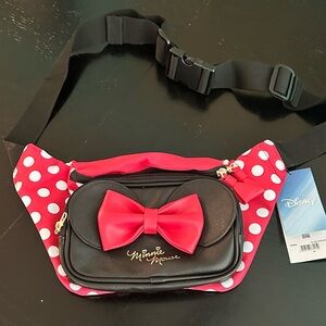 NWT Disney Minnie Mouse Fanny Pack Waist Bag Polka Dot Bow Pockets 12x7”